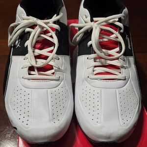 Puma Men's White and Black Sneakers